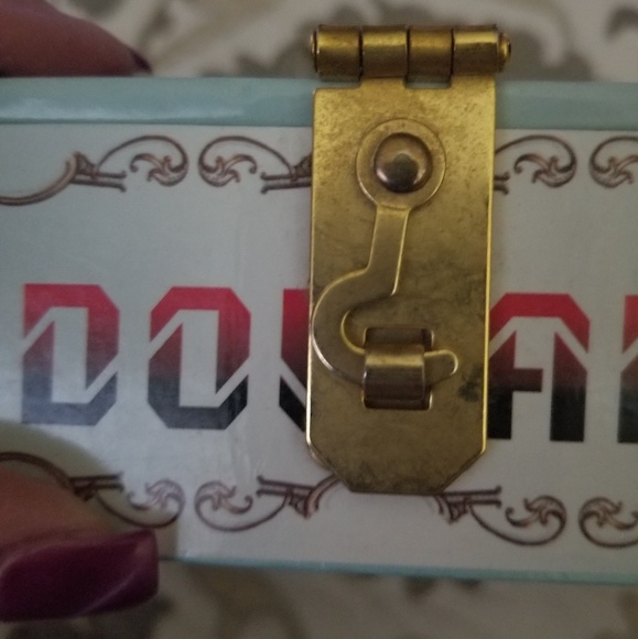 Purse. Sold - Picture 4 of 5